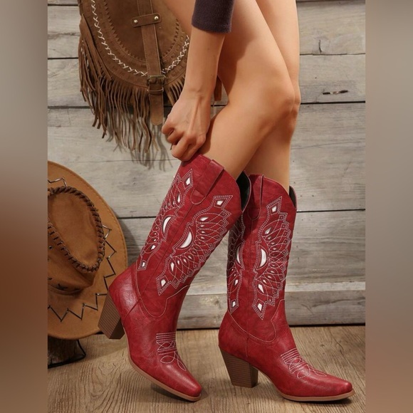 Women's High Heel
Mid-Calf Boots - Picture 4 of 5